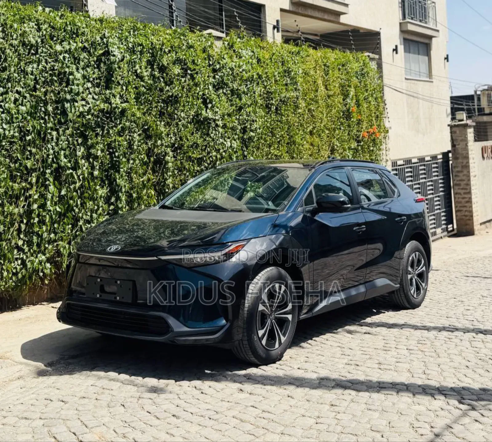 New Toyota bZ4X 71.4 kWh FWD 2023 Blue