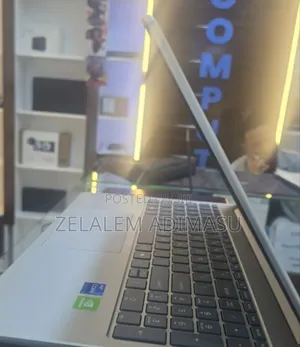 New Laptop HP Stream Notebook 8GB Intel Core i7 SSD 512GB