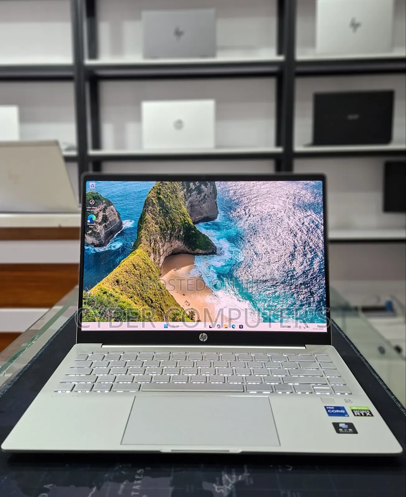New Laptop HP Pavilion 14 16GB Intel Core i7 SSD 512GB