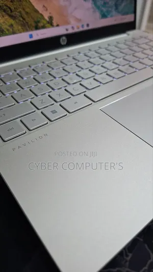 New Laptop HP Pavilion 14 16GB Intel Core i7 SSD 512GB