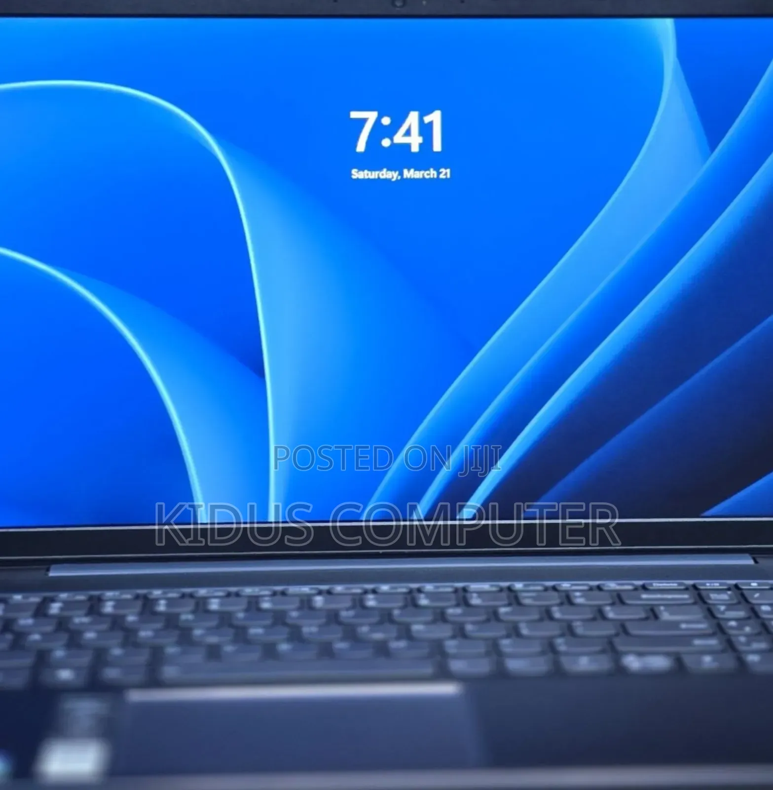 New Laptop Lenovo Ideapad 3 12GB Intel Core i7 SSD 256GB