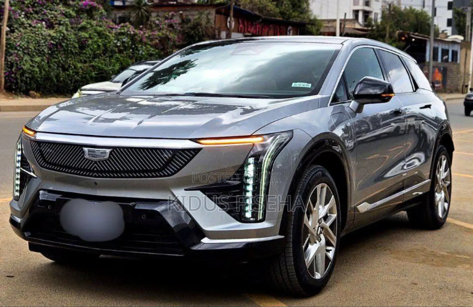 Cadillac Lyriq 2024 Silver