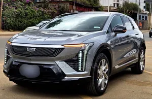 Cadillac Lyriq 2024 Silver