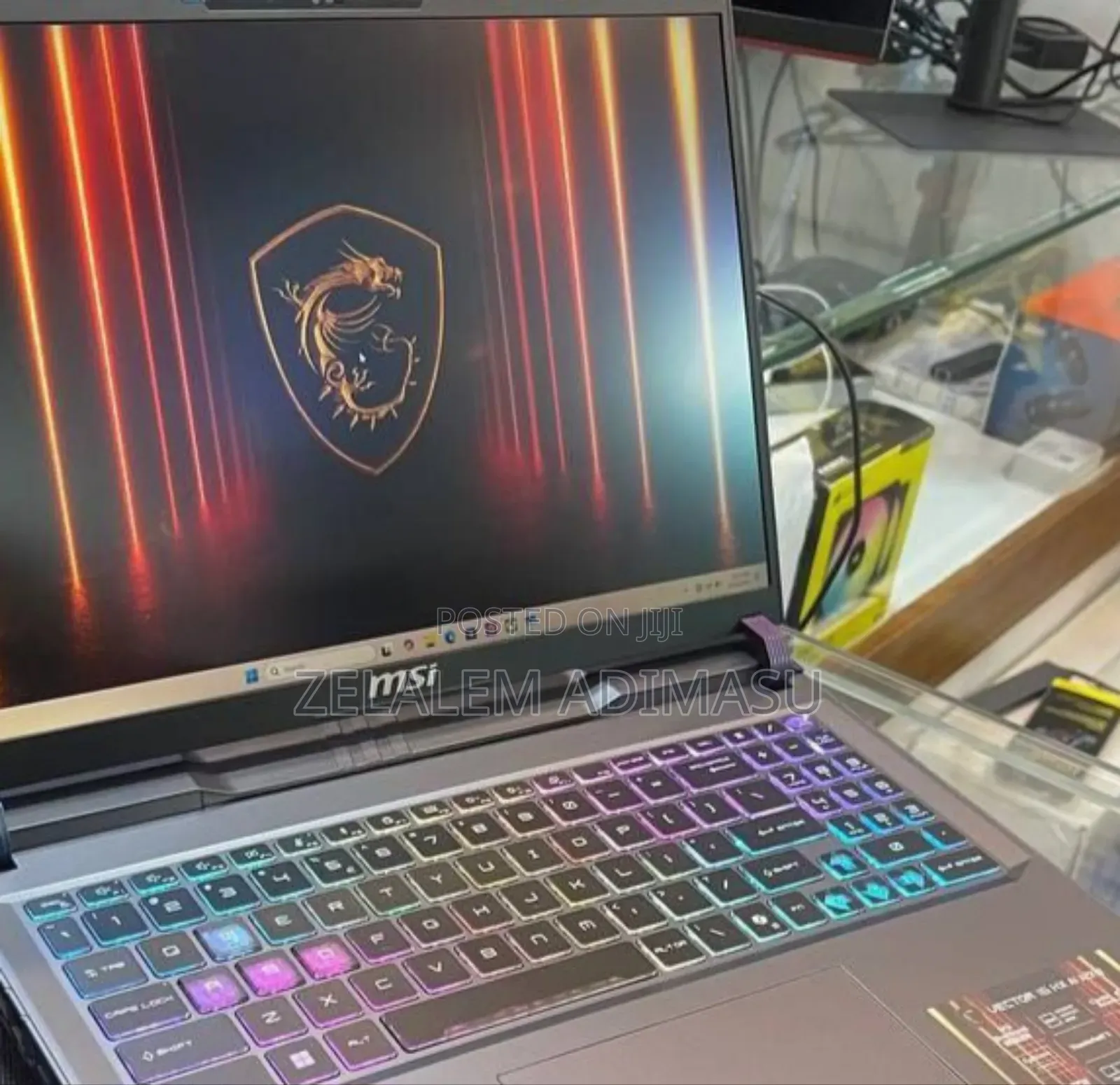 New Laptop MSI Vector 16 HX AI A2XWIG 16GB Intel Core Ultra 7 SSD 1T