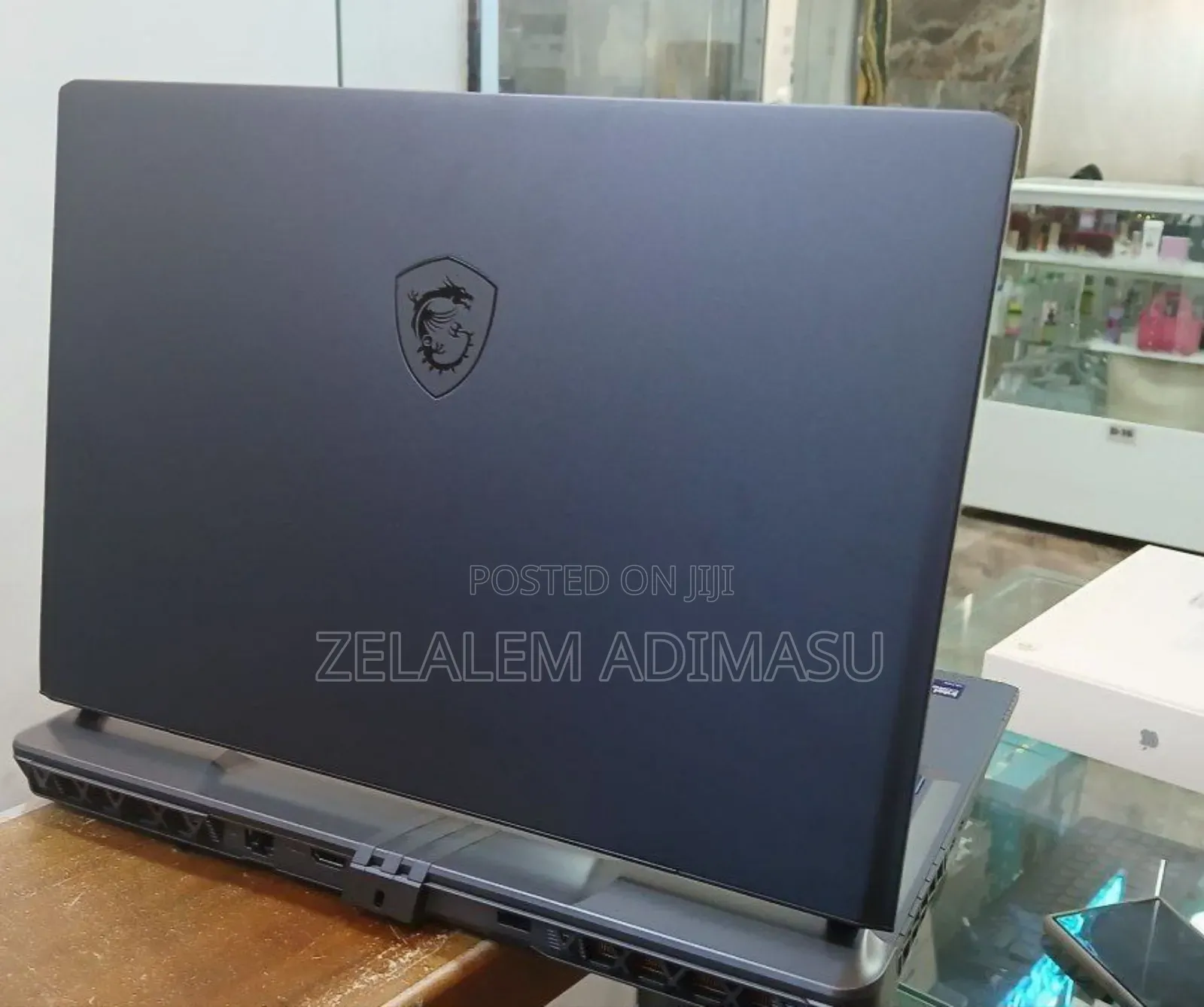 New Laptop MSI Vector 16 HX AI A2XWIG 16GB Intel Core Ultra 7 SSD 1T
