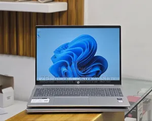 New Laptop HP Pavilion 15 16GB Intel Core Ultra 7 SSD 512GB