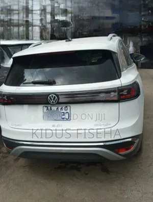 Volkswagen ID.6 2023 White