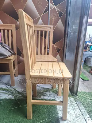 Best Quality Light Brown Chair