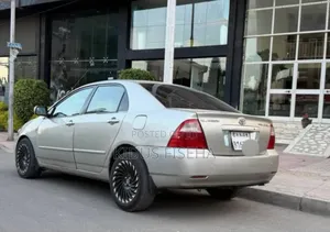Toyota Corolla 2007 Gold