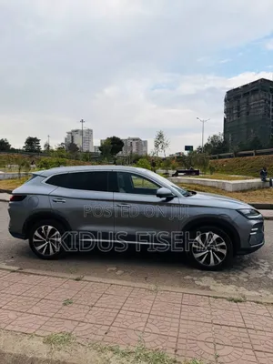 BYD Song Plus EV FWD 2024 Silver