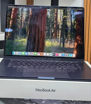 New Laptop Apple MacBook Air 2025 M4 13-inch 16GB Apple M4 SSD 256GB