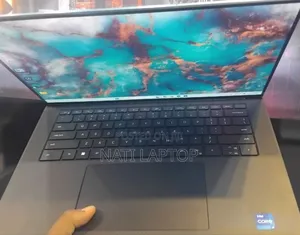 New Laptop Dell XPS 15 16GB Intel Core i7 SSD 512GB