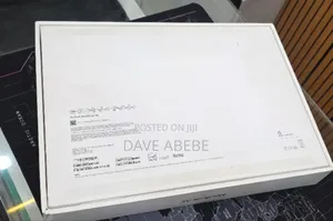 New Laptop Apple MacBook Air 2025 M4 13-inch 16GB Apple M4 SSD 256GB