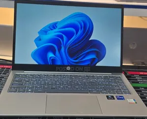 New Laptop HP Stream Notebook 16GB Intel Core i7 SSD 1T