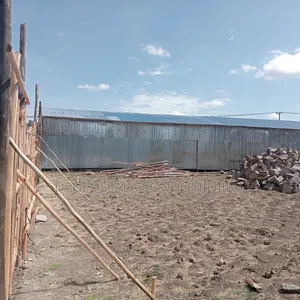 500 ካሬ የሚሸጥ መሬት