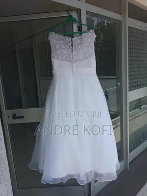 Jj’S House Wedding Dress