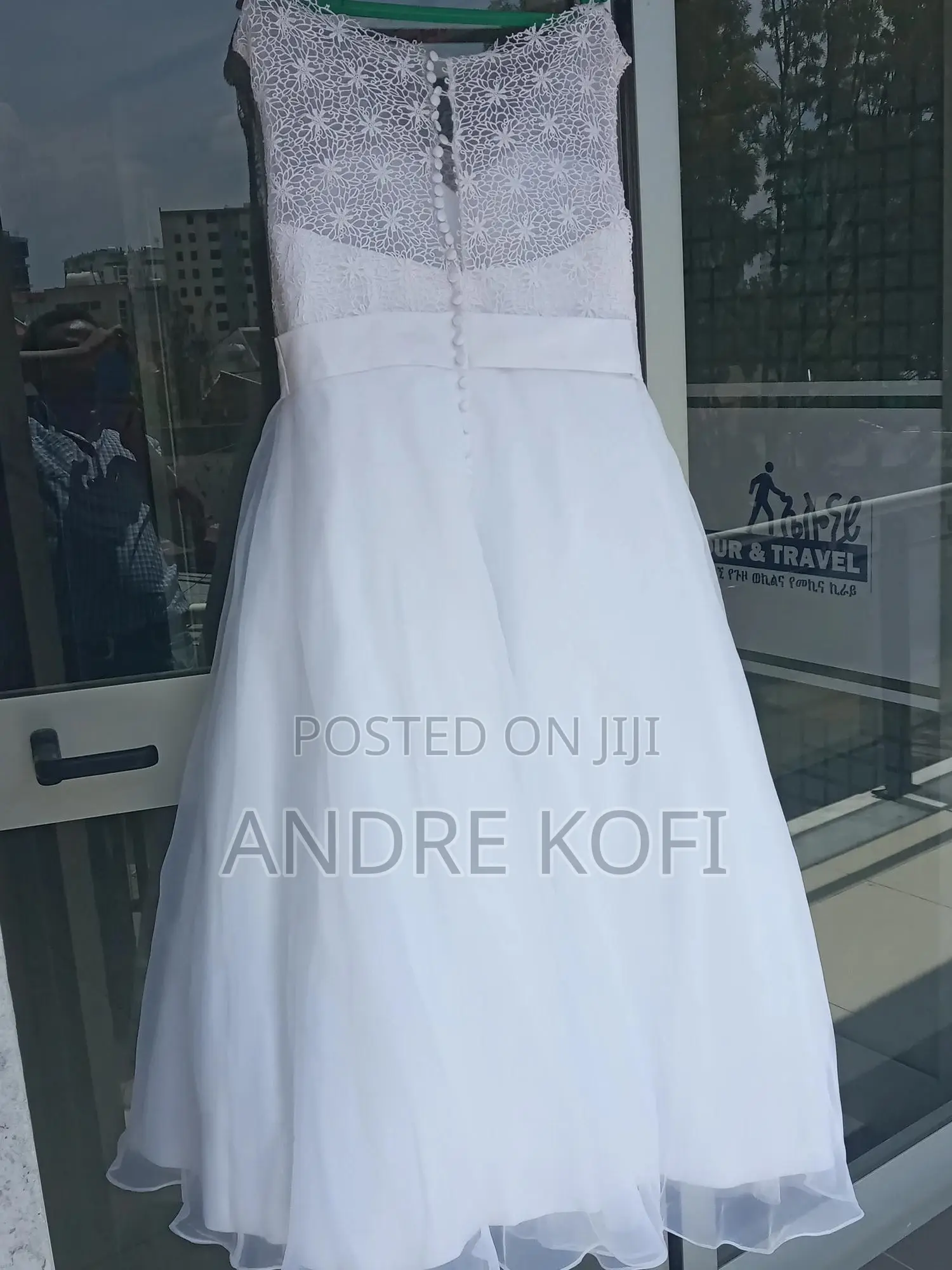 Jj’S House Wedding Dress