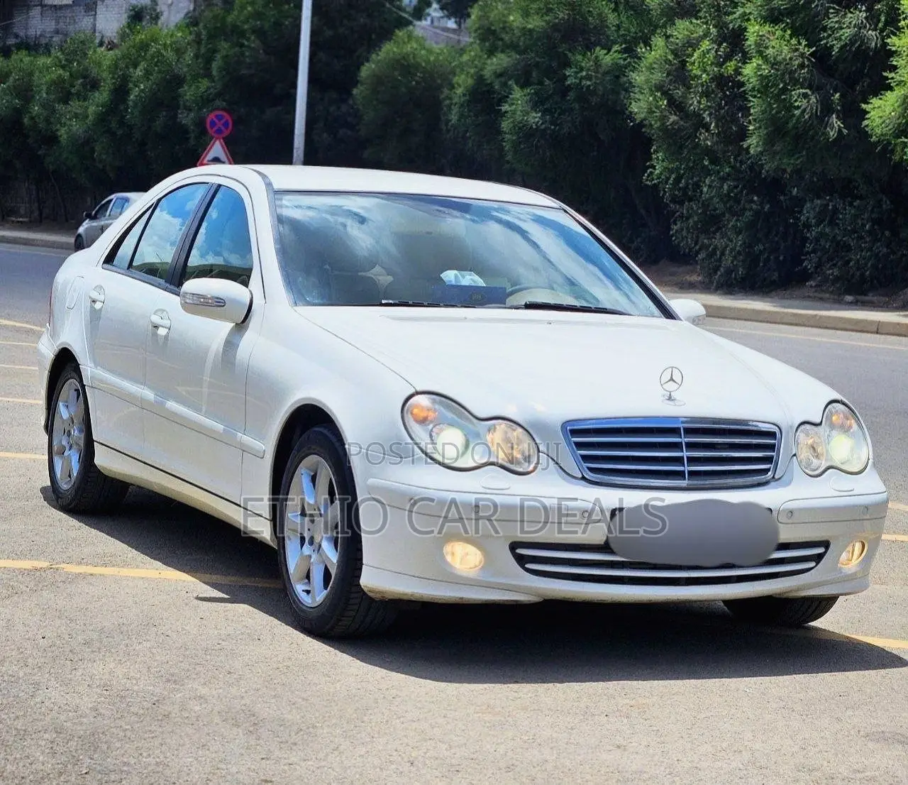 Mercedes-Benz C200 2008 White