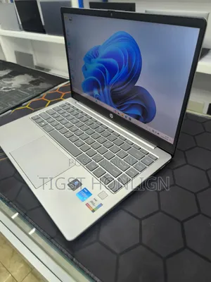 New Laptop HP Stream Notebook 16GB Intel Core i5 SSD 1T