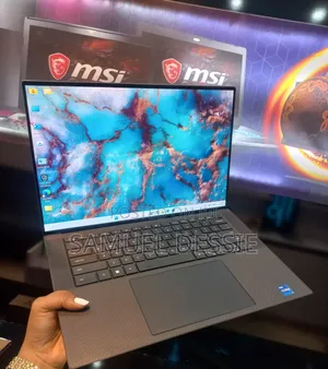 New Laptop Dell XPS 15 16GB Intel Core i7 SSD 512GB