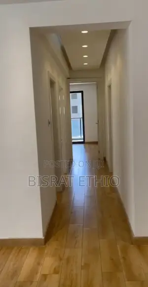 3bdrm Apartment in Cmc ፀሀይ ሪልስቴት, Bole for sale