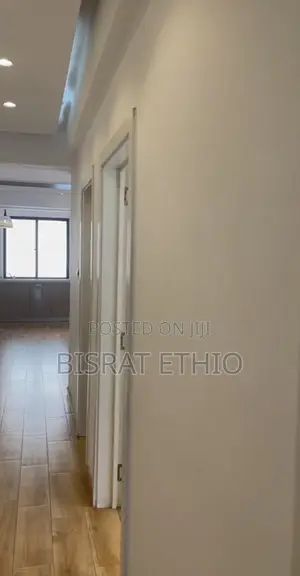 3bdrm Apartment in Cmc ፀሀይ ሪልስቴት, Bole for sale