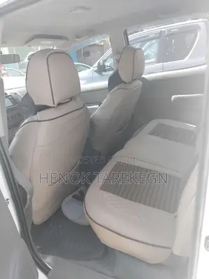 Toyota Hilux 2008 White