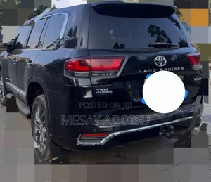Toyota Land Cruiser 2013 Black