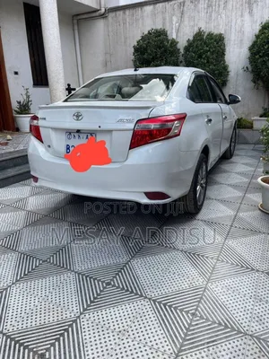 Toyota Yaris 2015 White