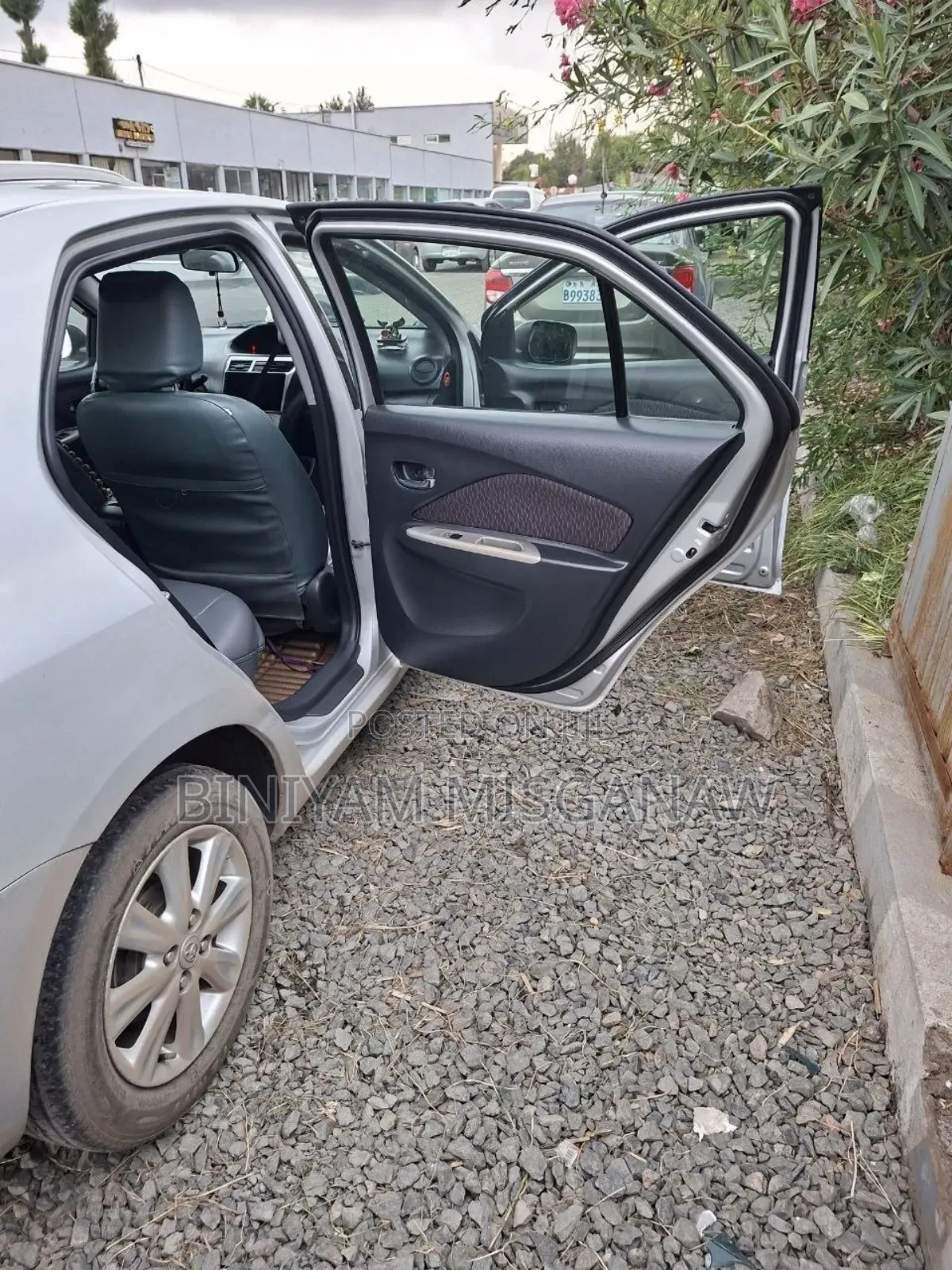 Toyota Yaris 2009 Silver