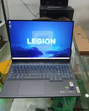 New Laptop Lenovo Lrgion 7i 16GB Intel Core i9 SSD 1T