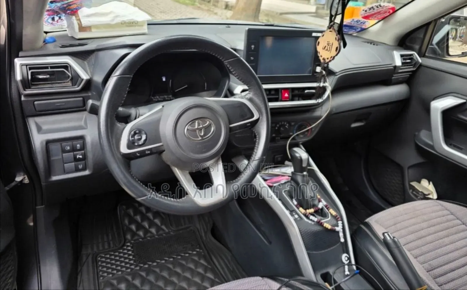 Toyota Raize 1.0 AWD 2023 Gray