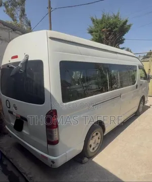 Toyota HiAce 2008
