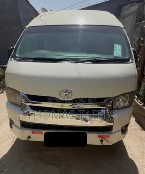 Toyota HiAce 2008