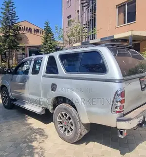 Toyota Hilux 2.5 D-4D Extra Cab 2008 Gray