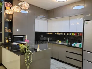 Custom Kitchen Cabinet