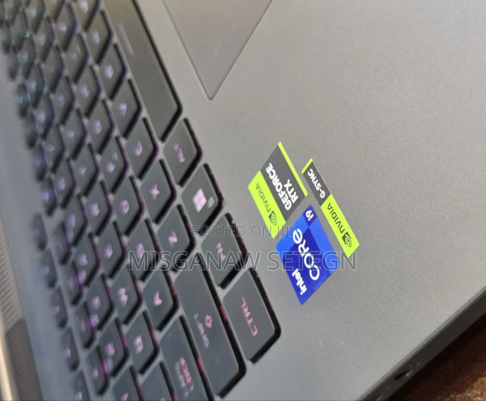 New Laptop Asus ROG Strix G17 32GB Intel Core i9 SSD 1T