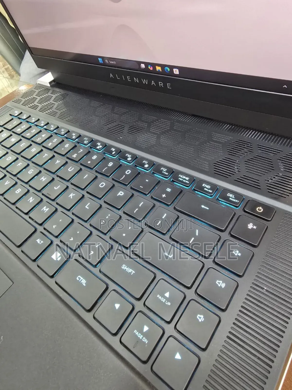 New Laptop Alienware M15 r3 16GB Intel Core Ultra 7 SSD 1T