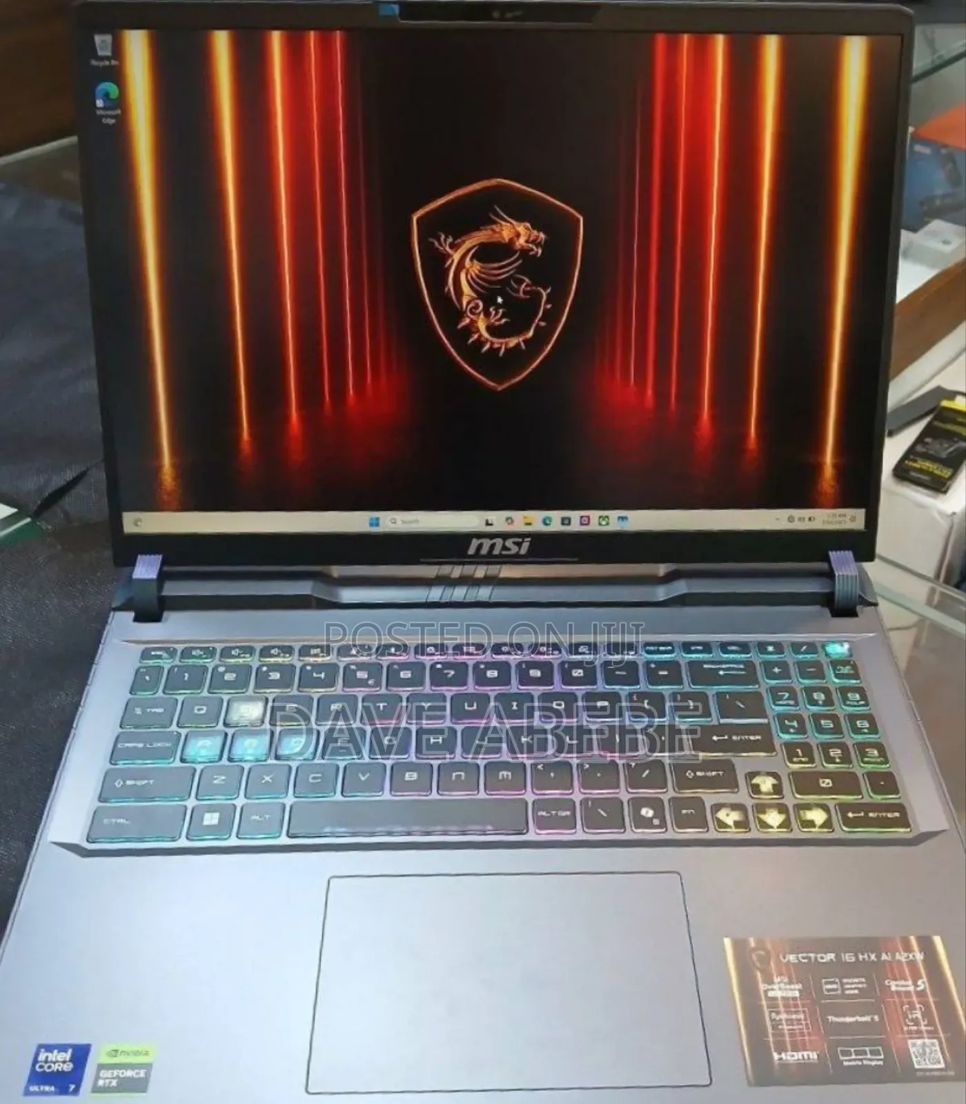 New Laptop MSI Vector 16 HX AI A2XWIG 16GB Intel Core Ultra 7 SSD 1T