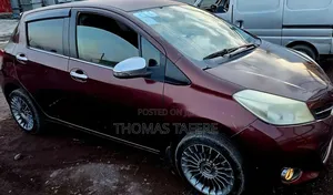 Toyota Yaris 2011 Red