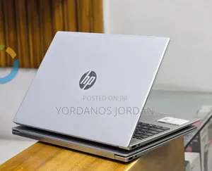 New Laptop HP Pavilion 17 16GB Intel Core Ultra 7 SSD 512GB
