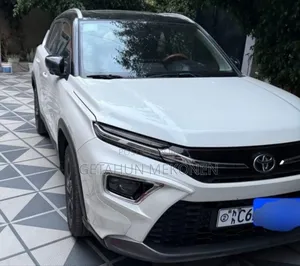 Toyota Urban Cruiser 2024 White