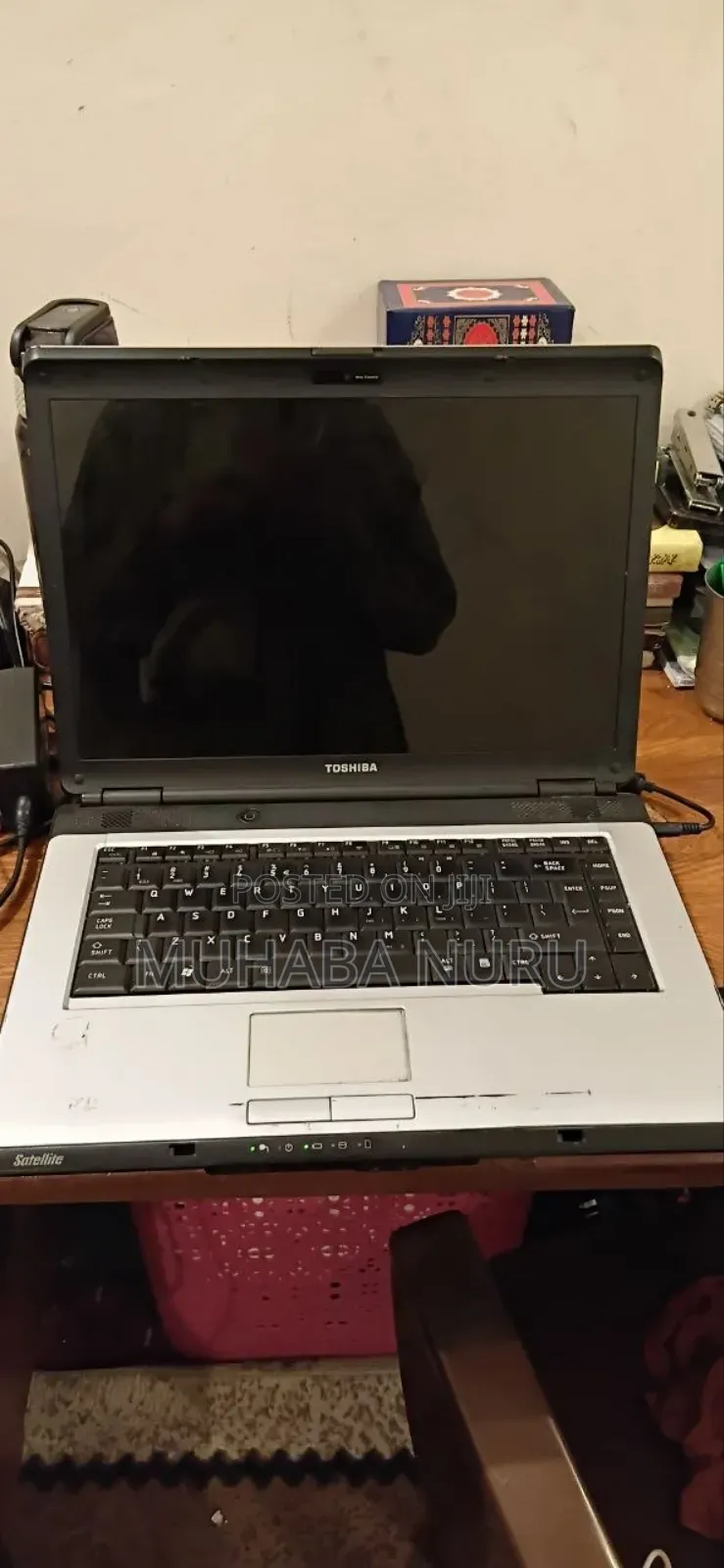 Laptop Toshiba Satellite L305D 2GB Intel Celeron HDD 140GB