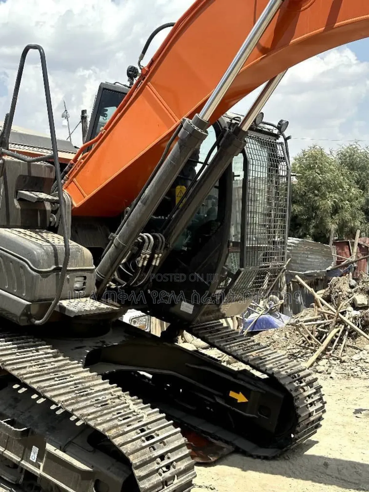 2025 Hitach Excavator