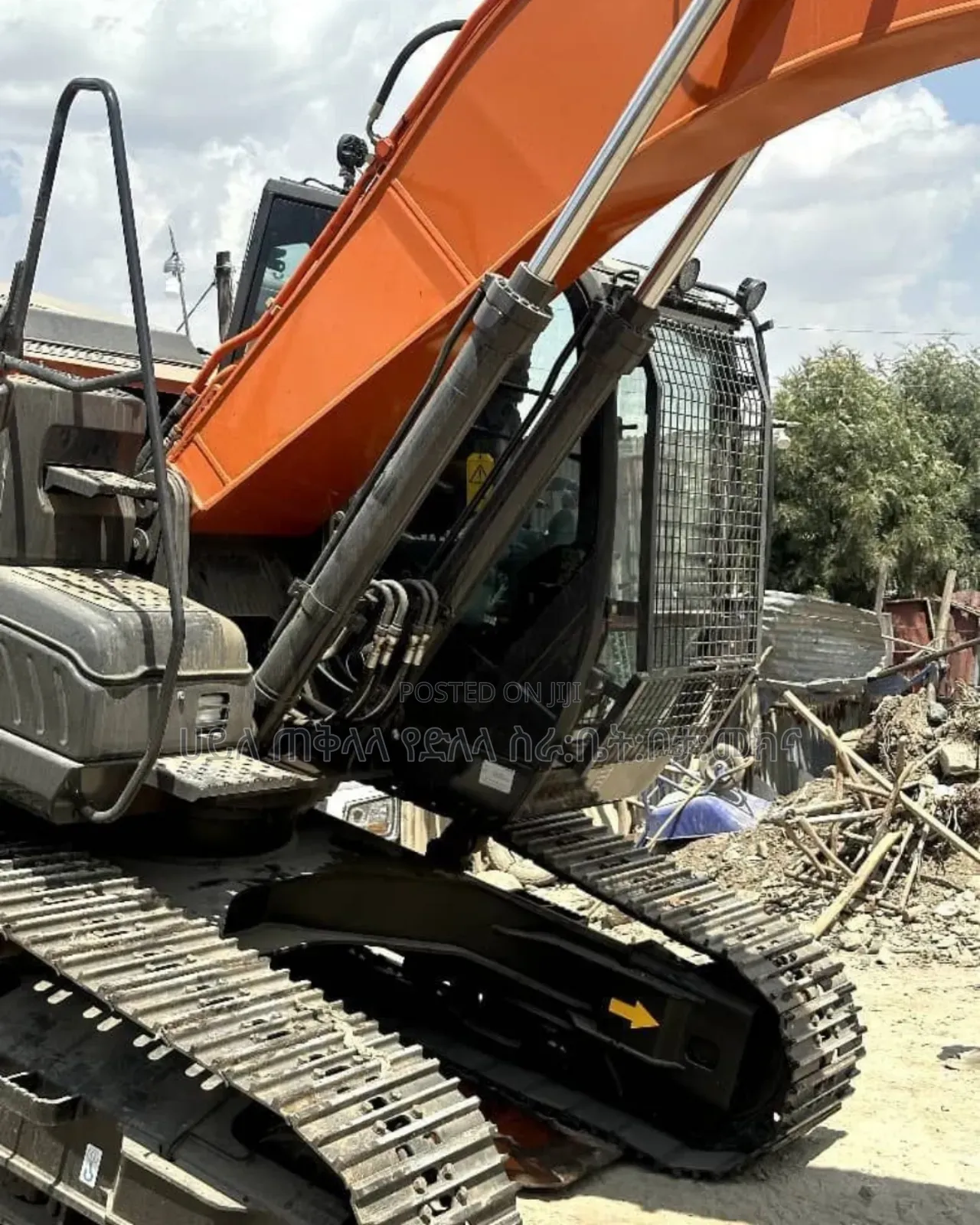 2025 Hitach Excavator