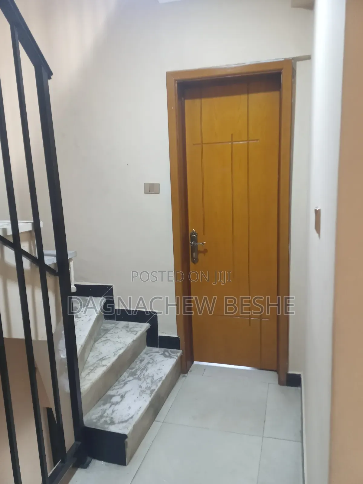 5bdrm House in Akaky Kaliti for sale