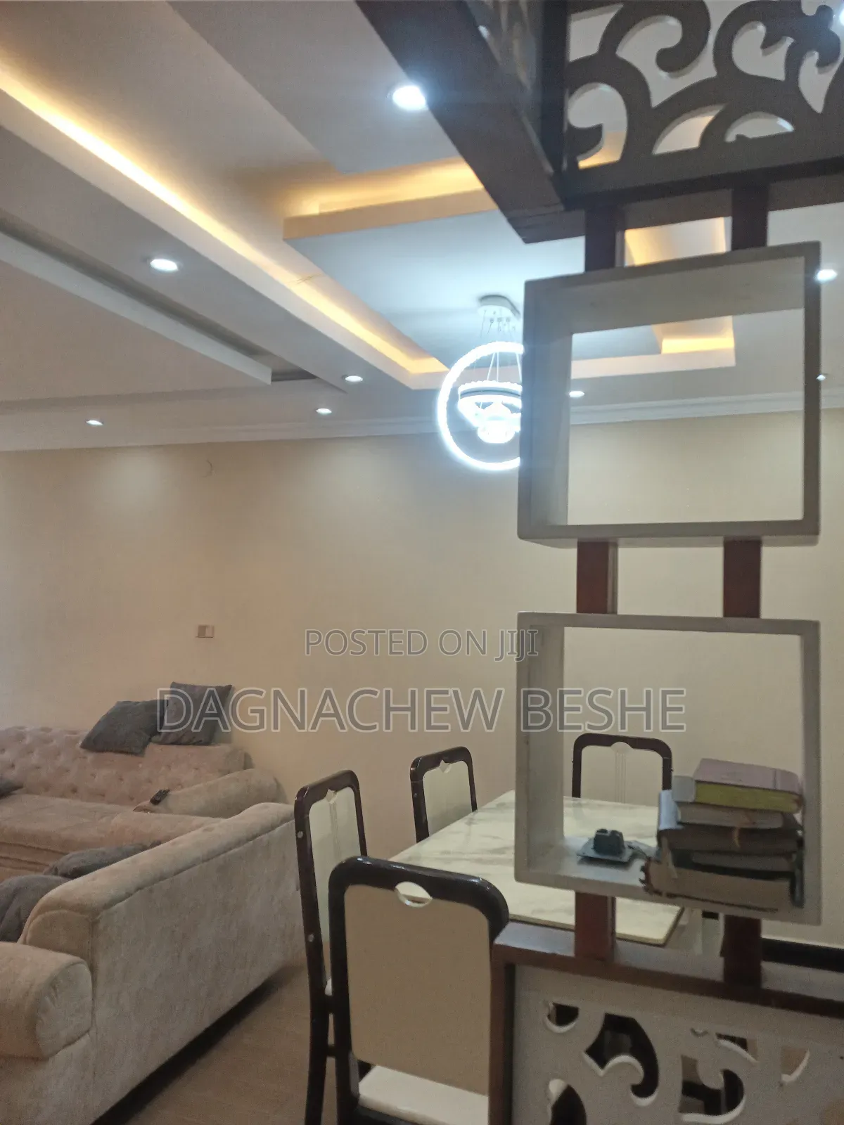 5bdrm House in Akaky Kaliti for sale