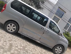 Hyundai Starex 2020