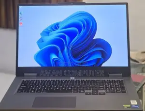New Laptop Lenovo LOQ 15ARP9 16GB Intel Core i5 SSD 1T