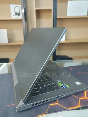 New Laptop Asus ROG Strix G15 16GB Intel Core i9 SSD 1T